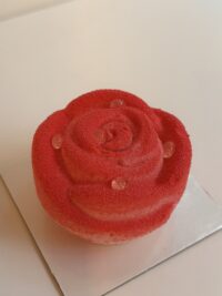 Alternative view of La Rose -- entremets individuel